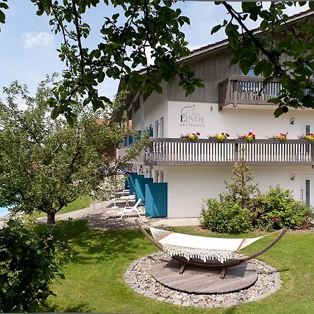 Hotel-gasthof Zur Linde Hotel Neukirchen beim Heiligen Blut