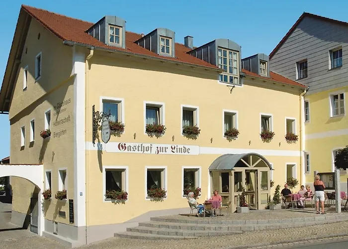 Hotel-gasthof Zur Linde 노이키르헨바임하일링겐블룻